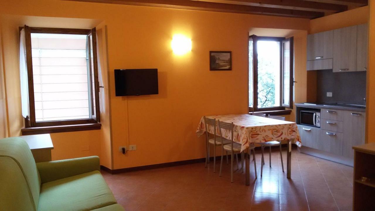 Ariel Appartamenti Limone sul Garda Exteriör bild